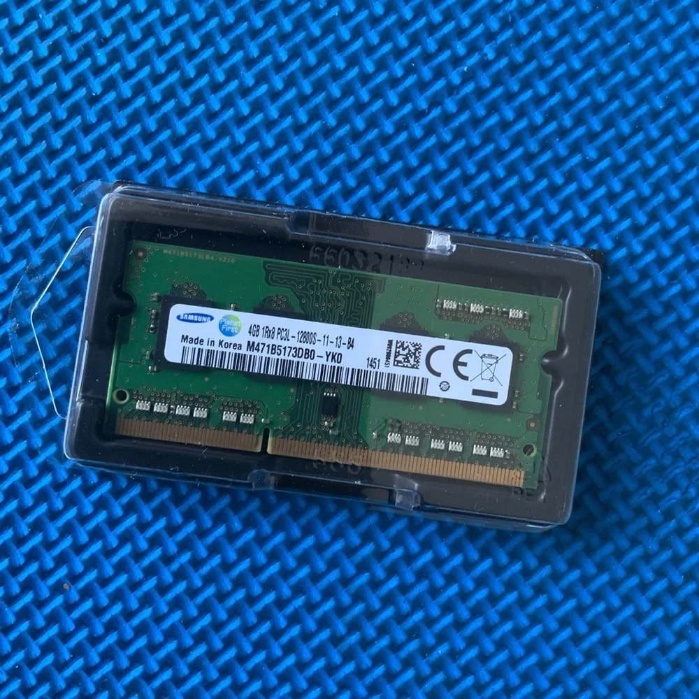 Samsung PC3L 4GB x 2 laptops memory.